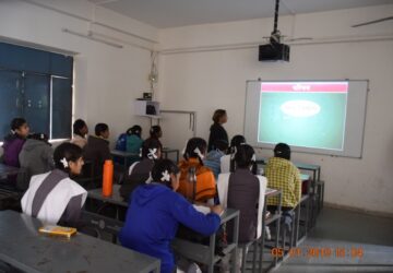 School with Smart Classroom_1